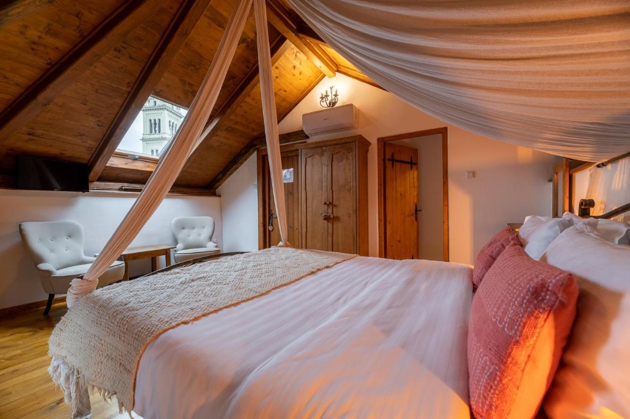 Boutique Hotel Von Graf シギショアラ エクステリア 写真