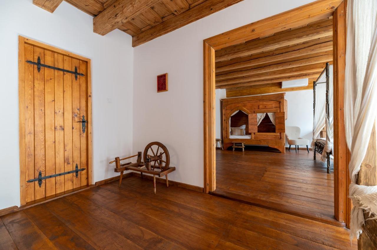 Boutique Hotel Von Graf シギショアラ エクステリア 写真