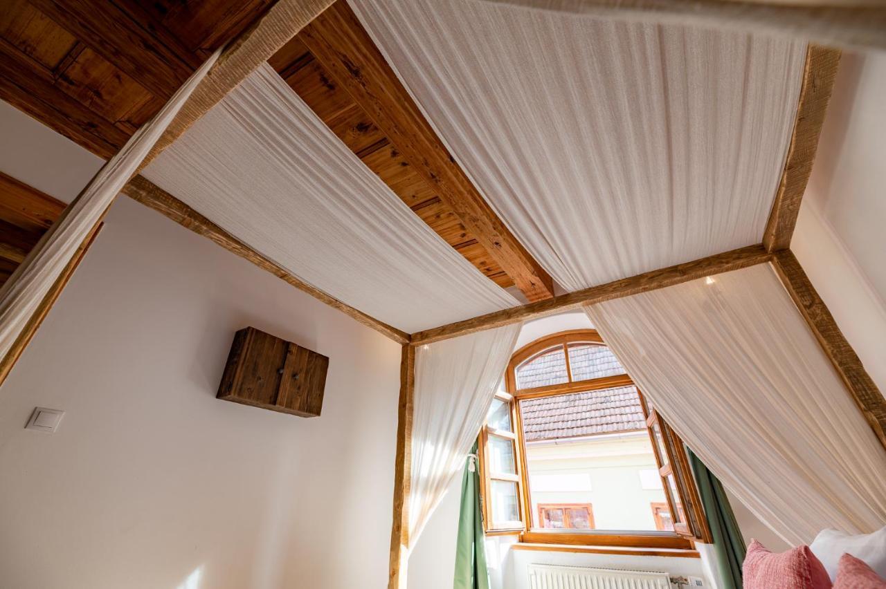 Boutique Hotel Von Graf シギショアラ エクステリア 写真