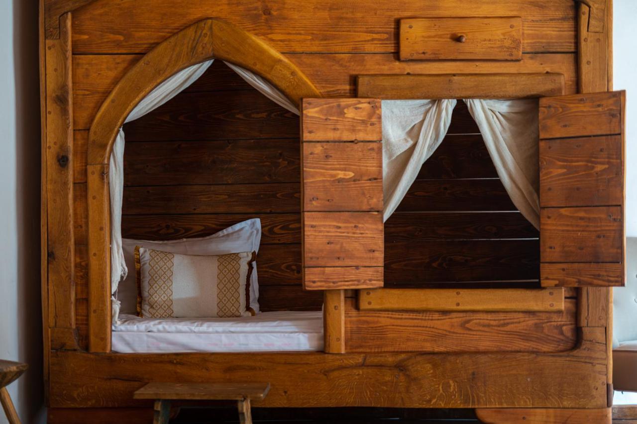 Boutique Hotel Von Graf シギショアラ エクステリア 写真
