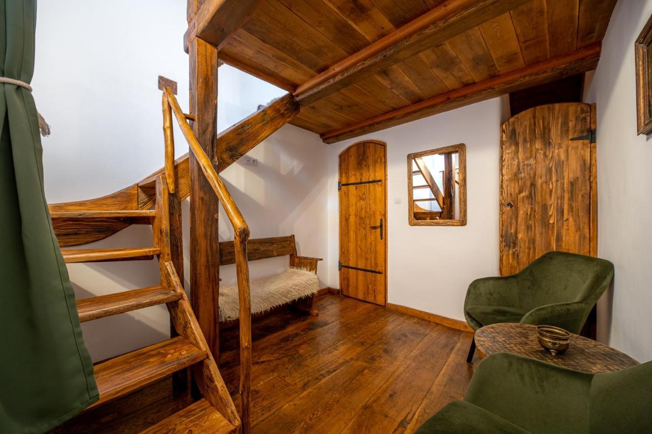 Boutique Hotel Von Graf シギショアラ エクステリア 写真