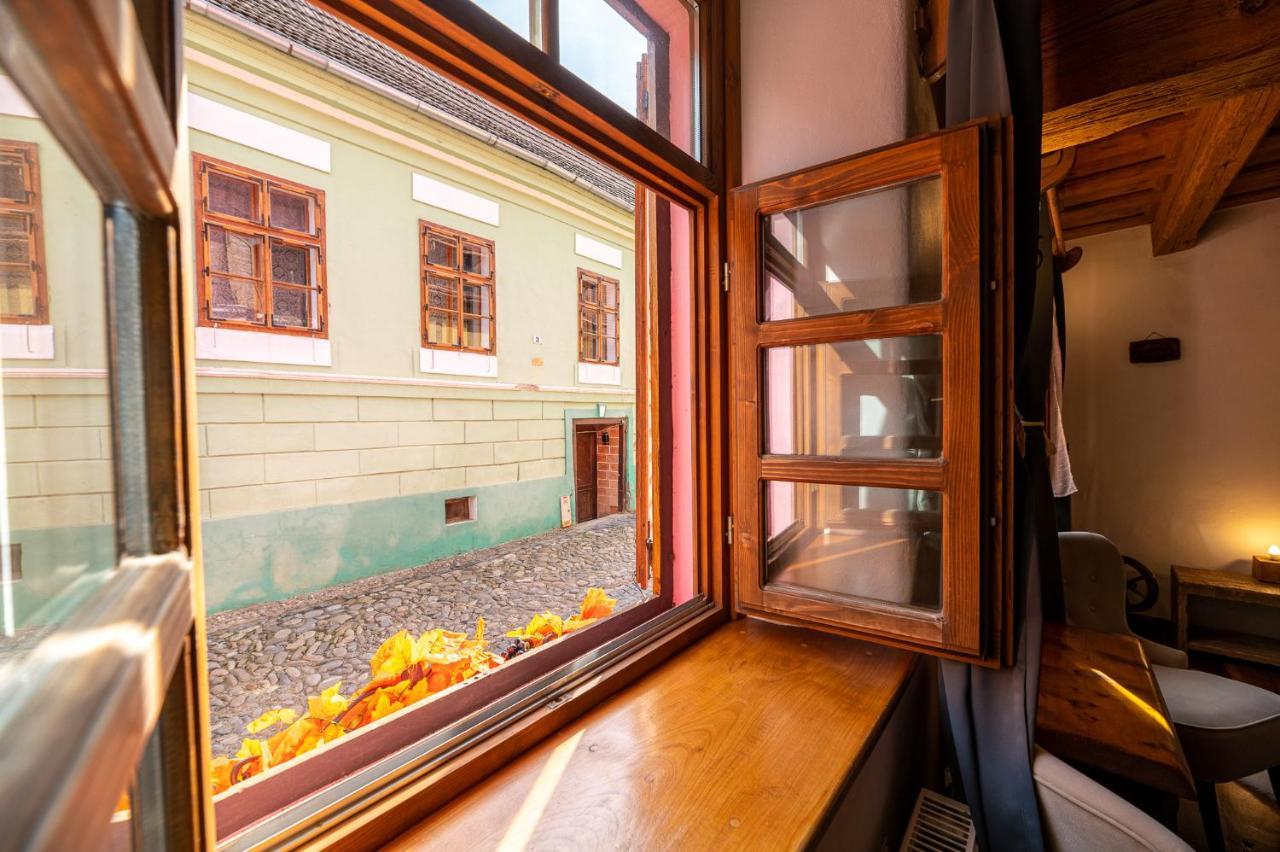 Boutique Hotel Von Graf シギショアラ エクステリア 写真