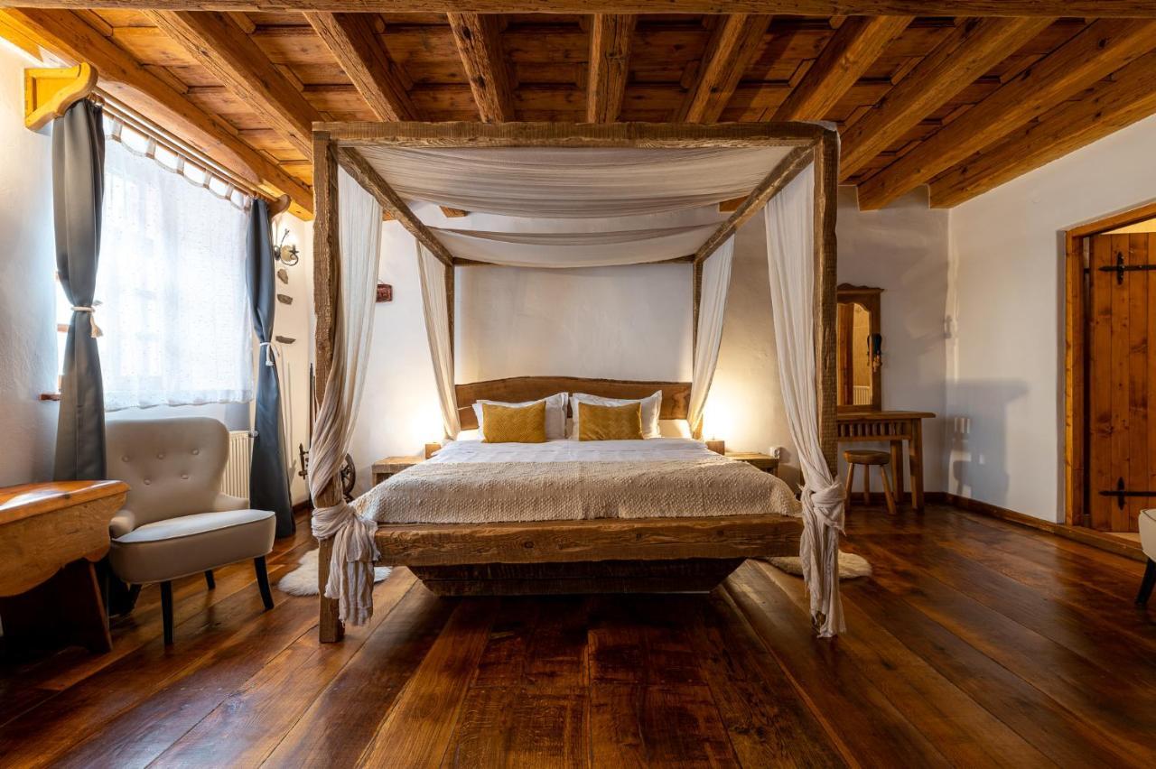 Boutique Hotel Von Graf シギショアラ エクステリア 写真