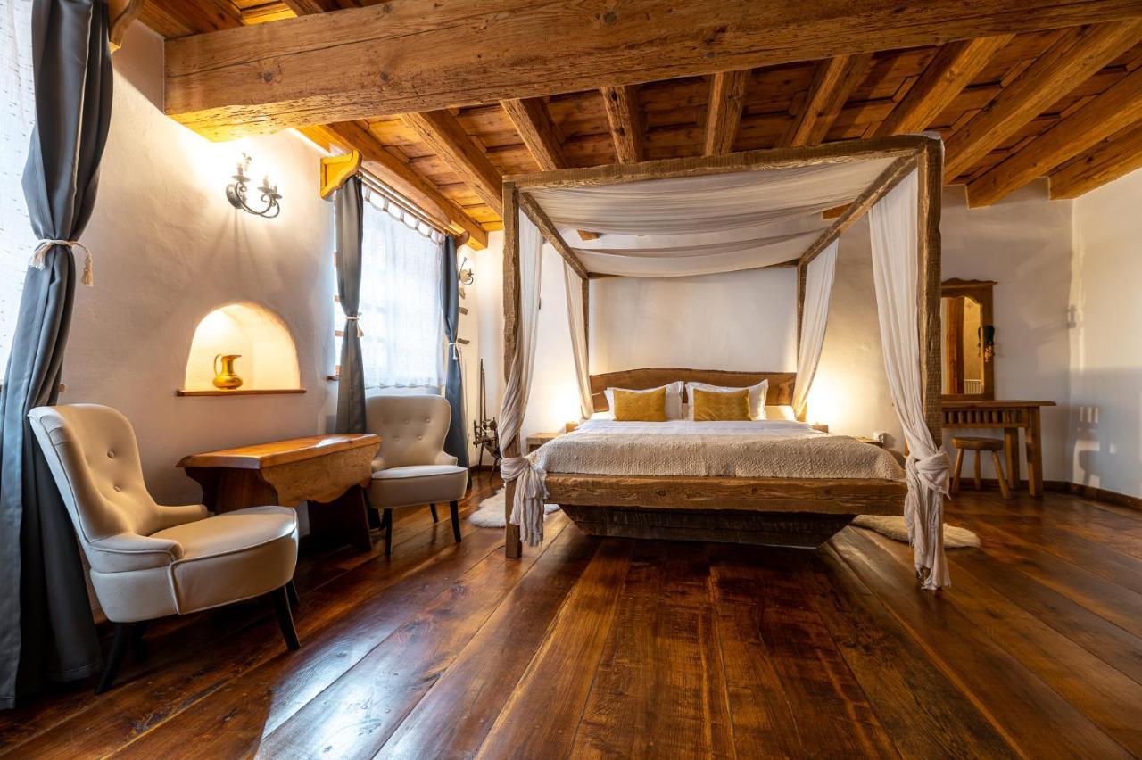 Boutique Hotel Von Graf シギショアラ エクステリア 写真