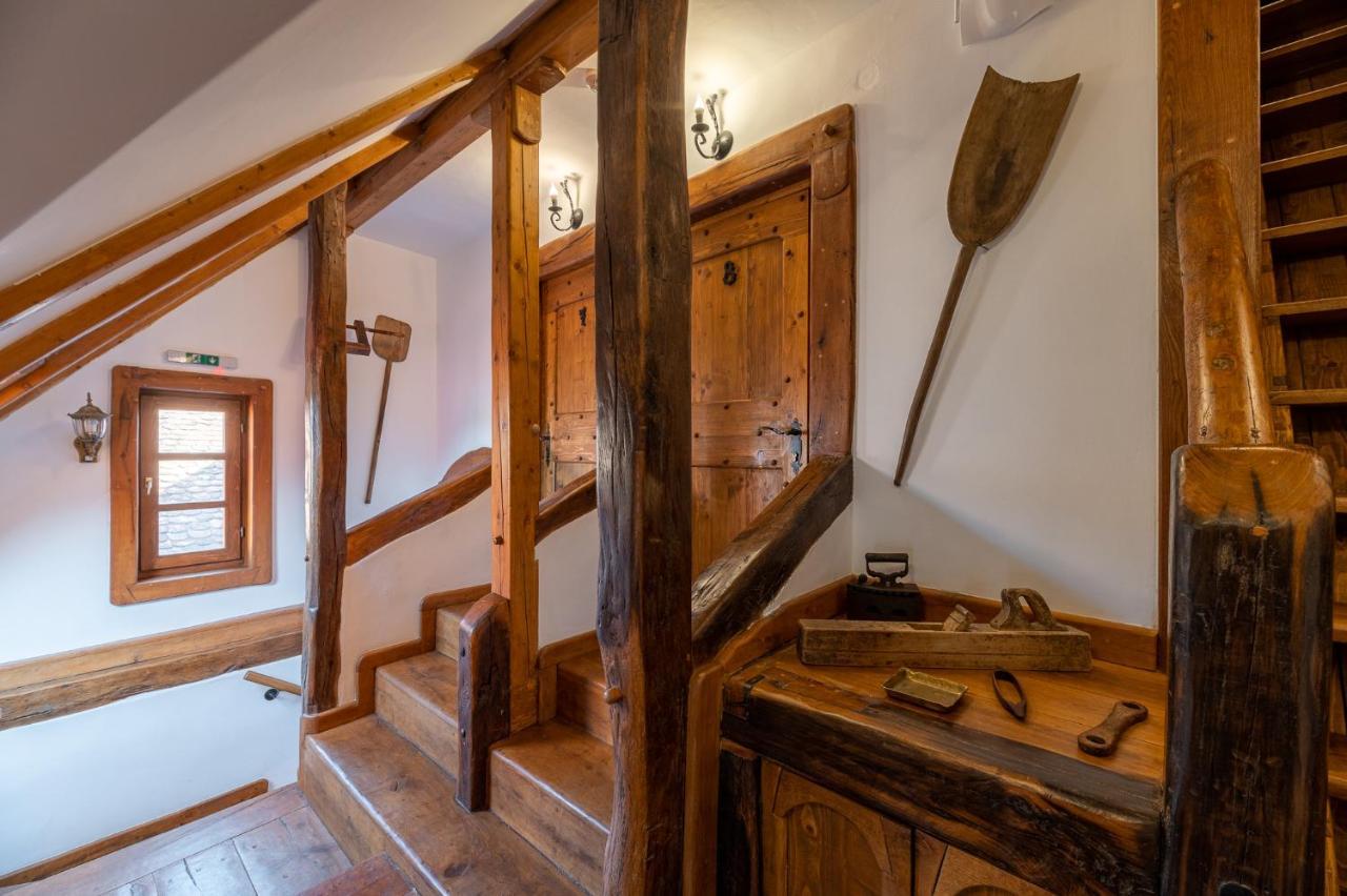 Boutique Hotel Von Graf シギショアラ エクステリア 写真