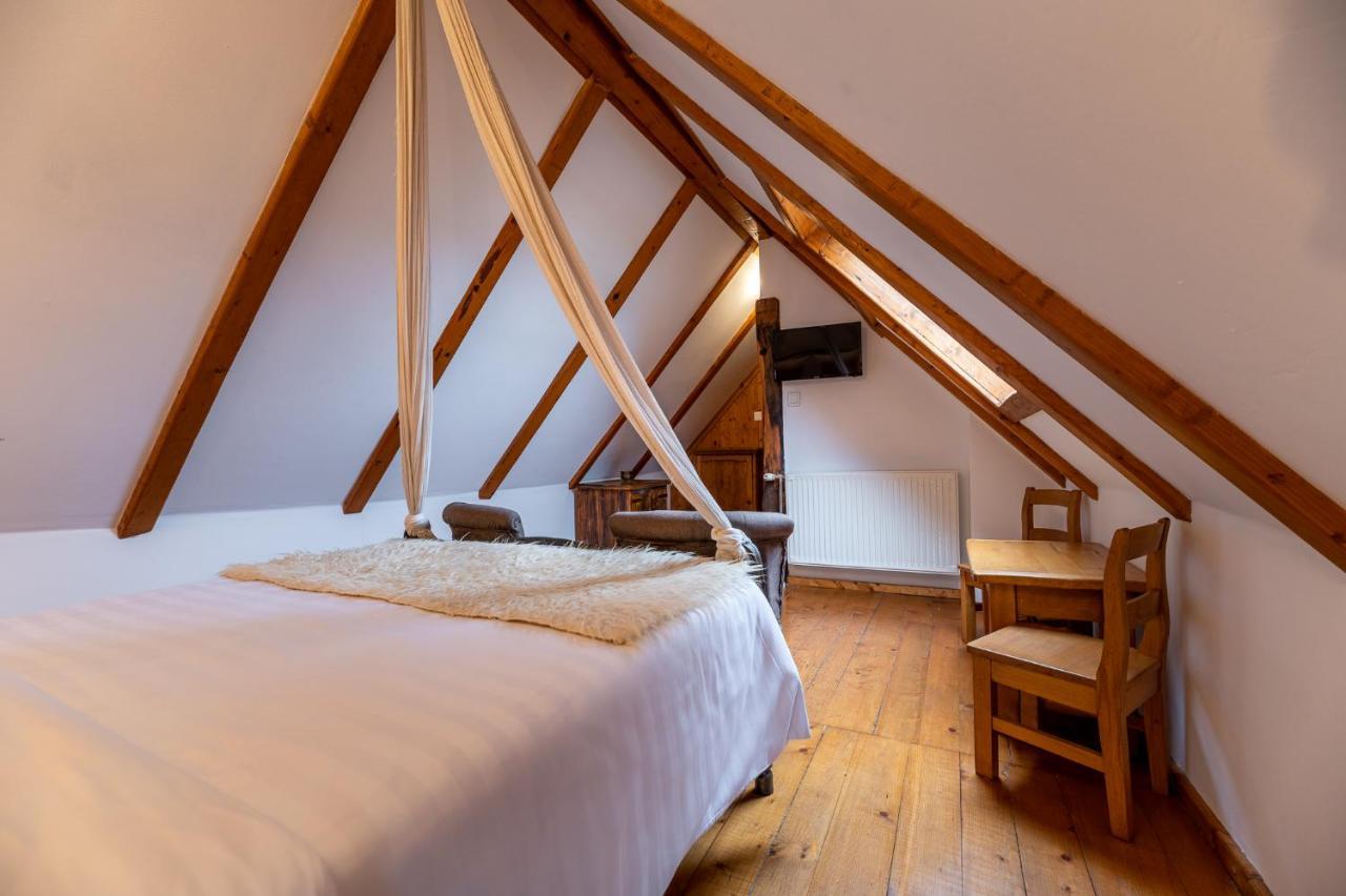 Boutique Hotel Von Graf シギショアラ エクステリア 写真